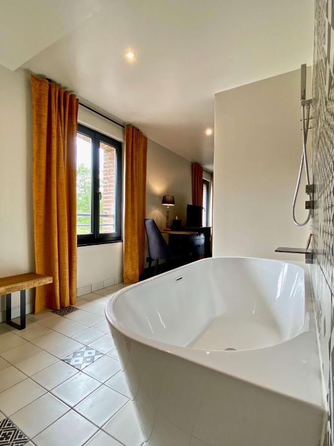 Saint-Aubin-le-Vertueux Le Moulin Fouret酒店 外观 照片